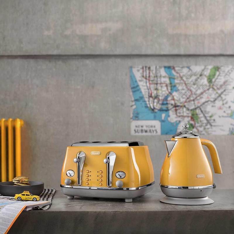 DeLonghi Icona Capitals Toaster Yellow CTOC4003.Y DeLonghi Icona Capitals Toaster Yellow CTOC4003.Y