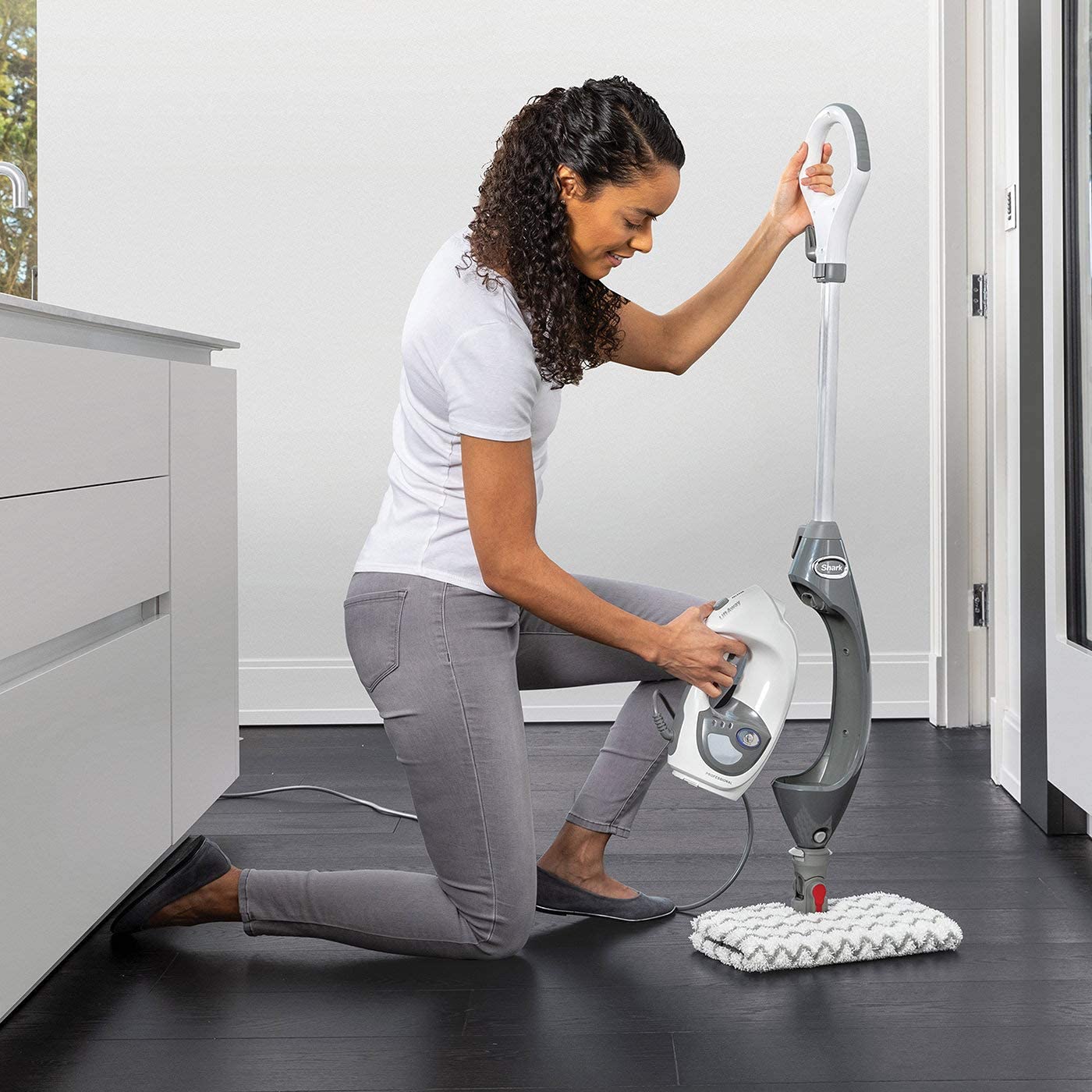 Shark Floor & Handheld Steam Cleaner | S6005UK Shark Floor & Handheld Steam Cleaner | S6005UK