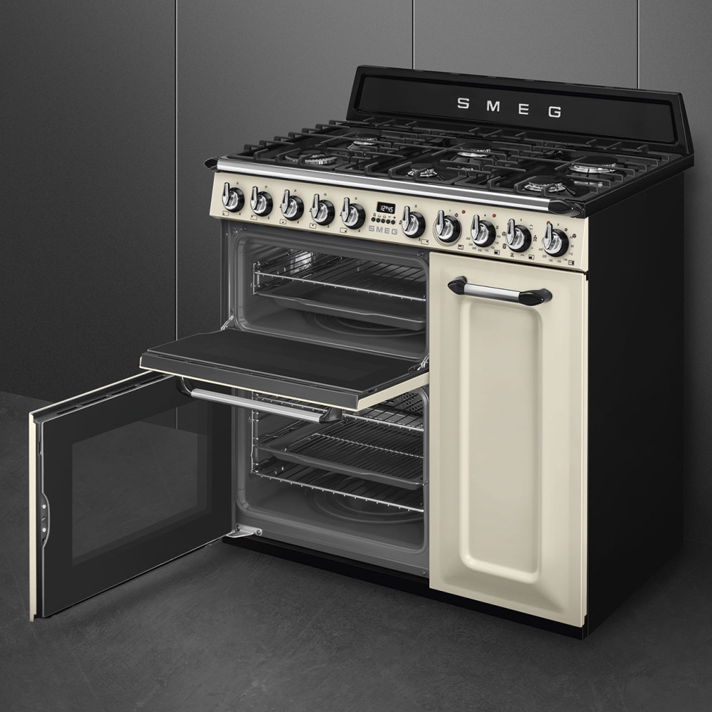Smeg 90cm Victoria Range Cooker | Gas Hob | Cream | TR93P Smeg 90cm Victoria Range Cooker | Gas Hob | Cream | TR93P