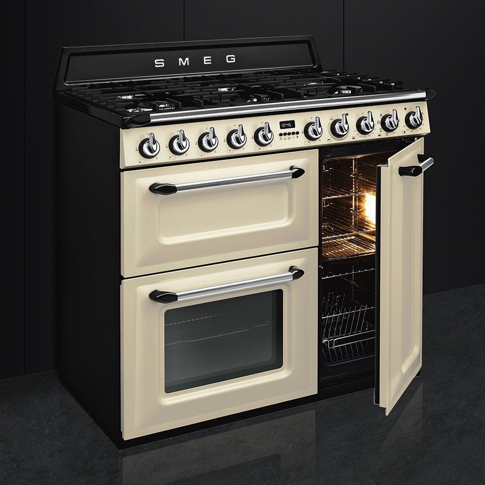 Smeg 90cm Victoria Range Cooker | Gas Hob | Cream | TR93P Smeg 90cm Victoria Range Cooker | Gas Hob | Cream | TR93P