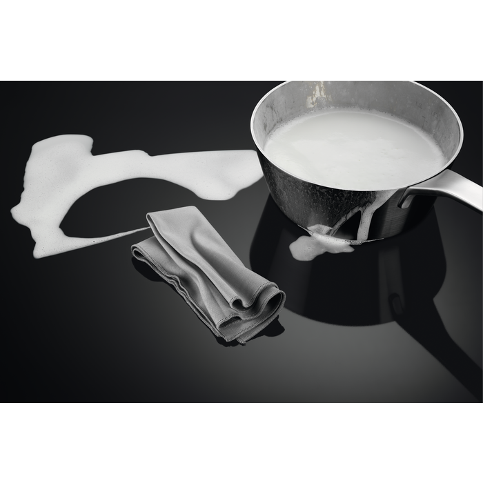 AEG 78cm Bridge Induction Hob | IAE84421FB AEG 78cm Bridge Induction Hob | IAE84421FB