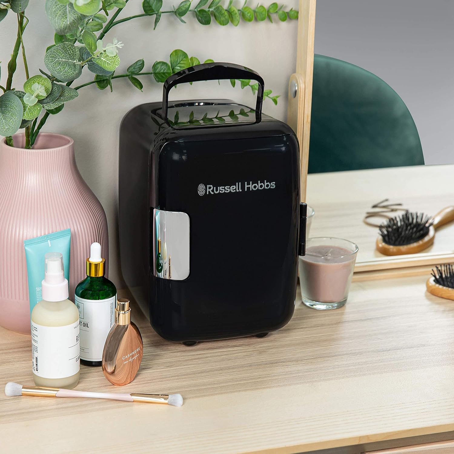 Russell Hobbs Mini Cooler | Black | RH4CLR1001B Russell Hobbs Mini Cooler | Black | RH4CLR1001B