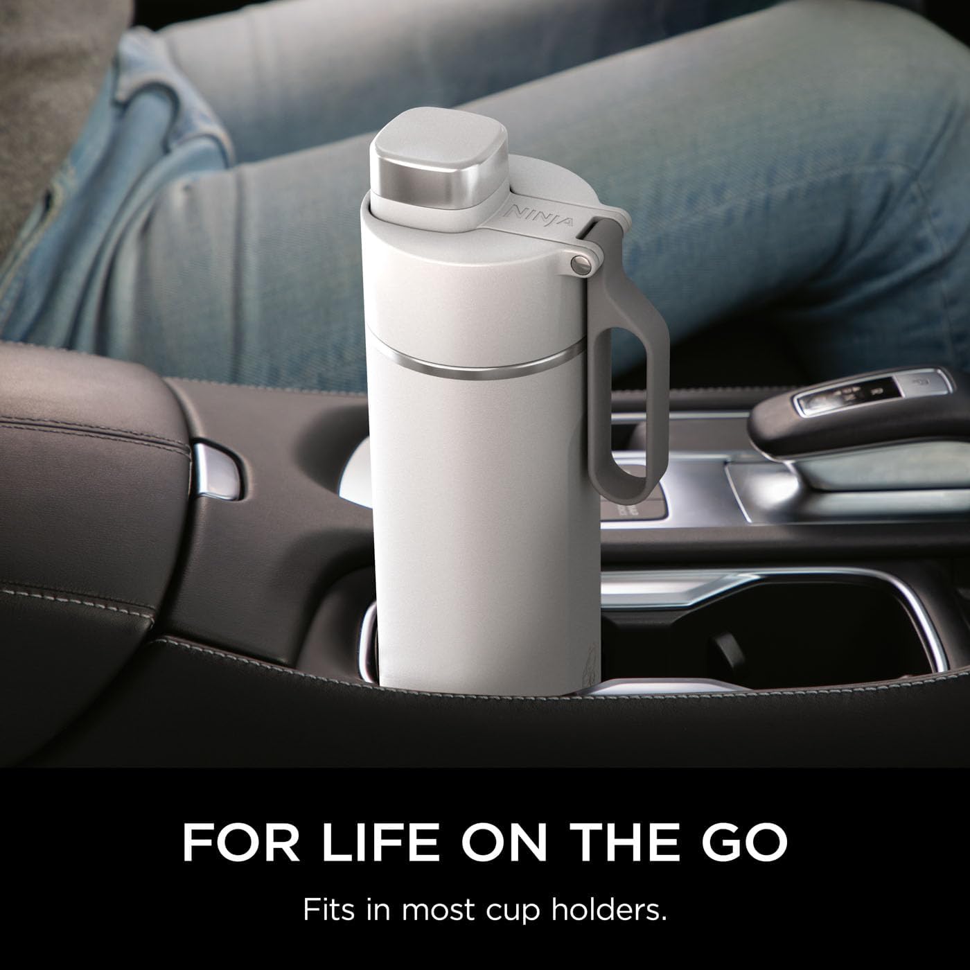 Ninja Thirsti 700ml Travel Bottle | White | DW2401EUUKWH Ninja Thirsti 700ml Travel Bottle | White | DW2401EUUKWH