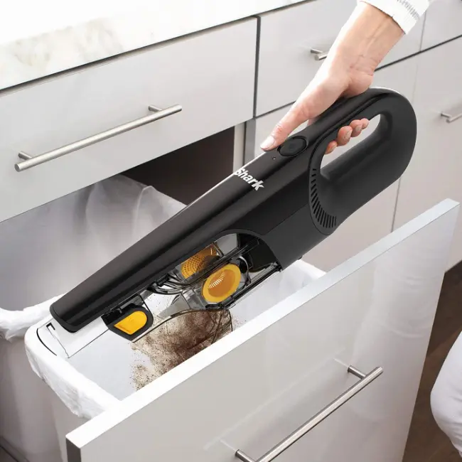 Shark Classic Handheld Pet Vacuum | CH950UKT Shark Classic Handheld Pet Vacuum | CH950UKT