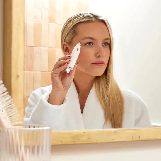 Remington BareMe™ Facial Hair Remover | WFS200U51 Remington BareMe™ Facial Hair Remover | WFS200U51