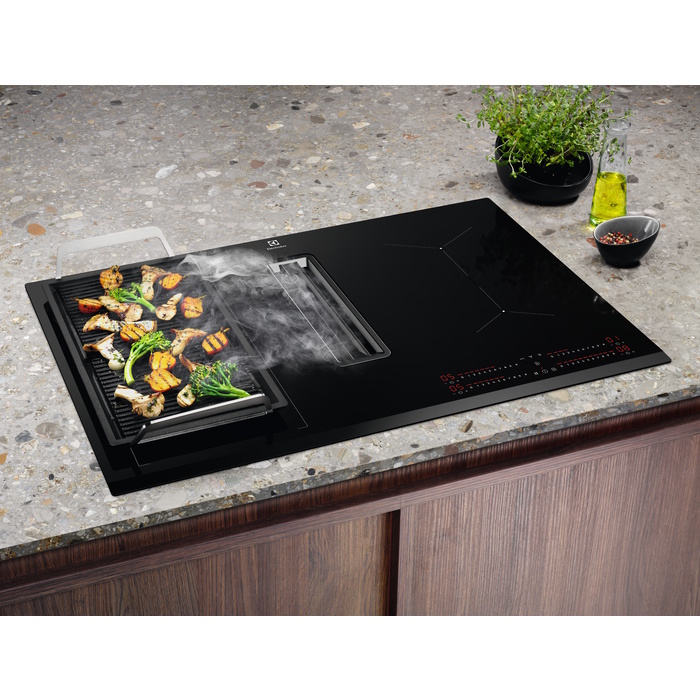 Electrolux 600 Series 80cm Induction ExtractorHob | LCC83443 Electrolux 600 Series 80cm Induction ExtractorHob | LCC83443