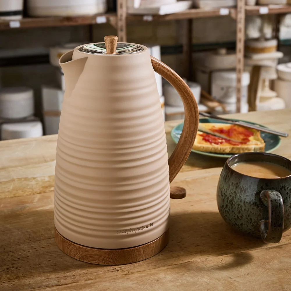 Morphy Richards Clay Kettle | Felspar | 103100 Morphy Richards Clay Kettle | Felspar | 103100