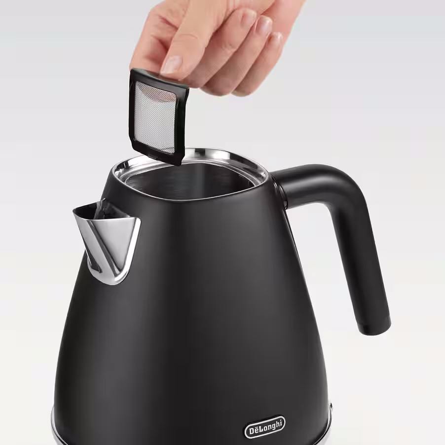 DeLonghi Distinta Kettle I Black I KBIN3001.BK DeLonghi Distinta Kettle I Black I KBIN3001.BK